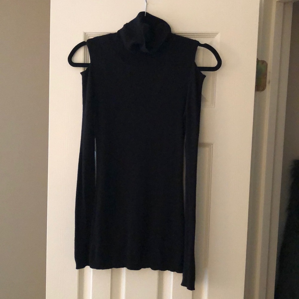 Athleta Cold Shoulder Turtleneck - Size Small